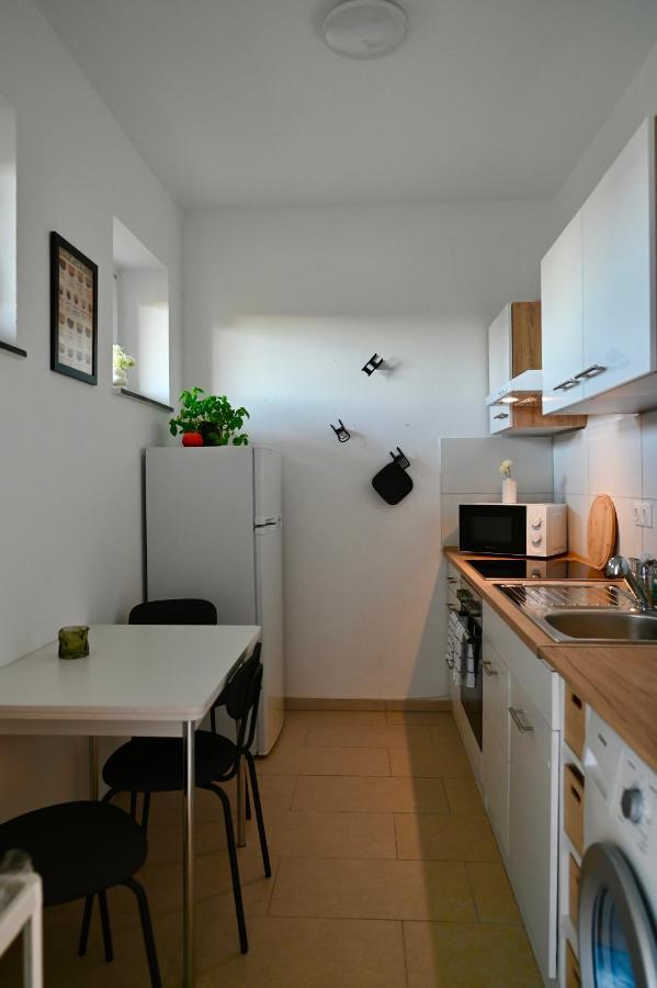 Modernes Apt Mit Direkter Anbindung Zur City Und Messe Hannover Esterno foto